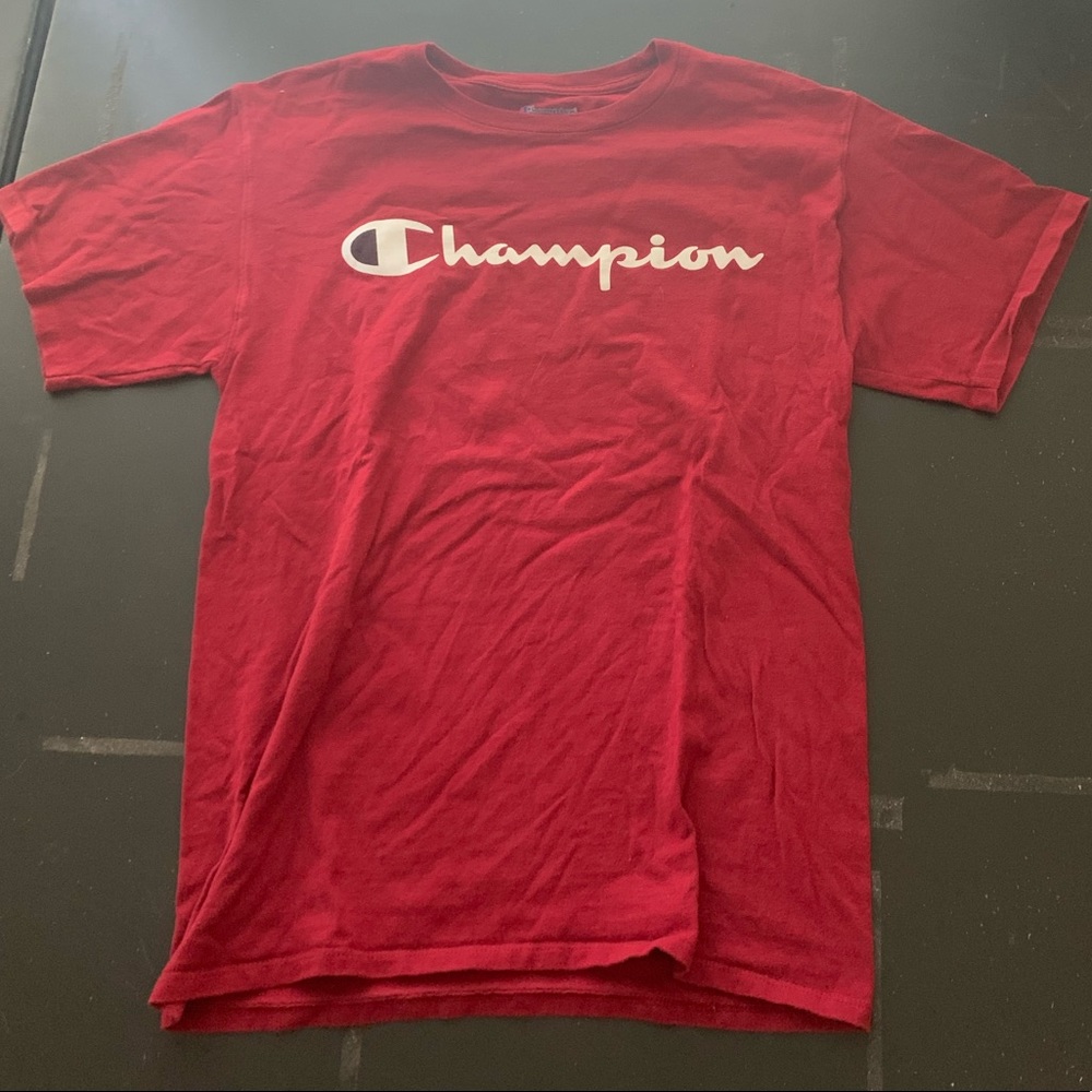 Champion maroon t-shirt sz S